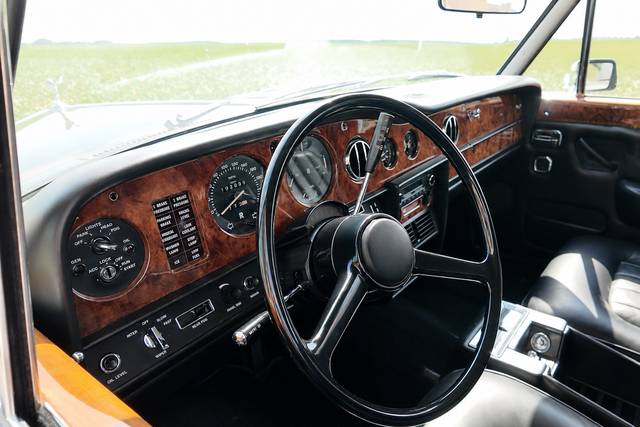 Int Rolls-Royce Silver Shadow