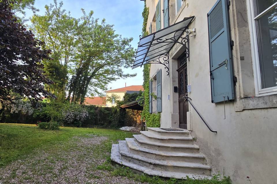 Entrée grande maison de maitre