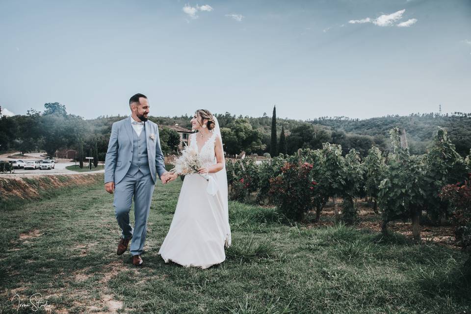 Shooting couple
