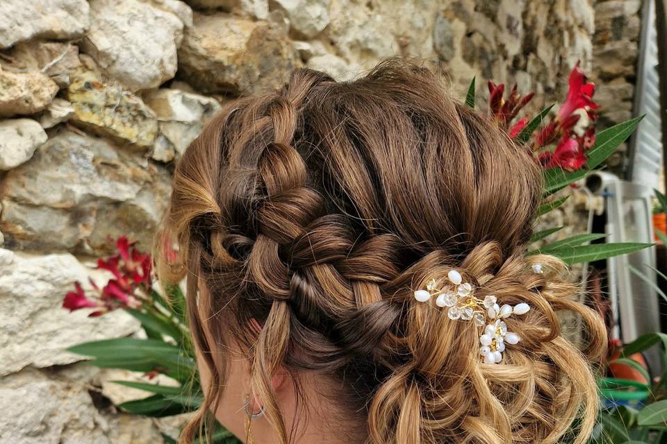 Chignon bohème avec tresse