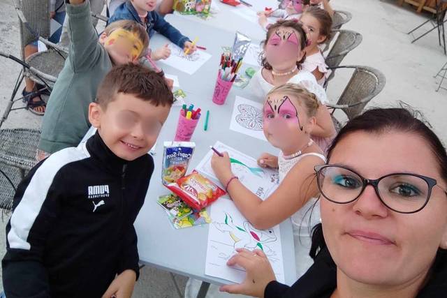 Coloriages, pates à modelé
