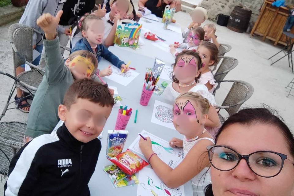 Coloriages, pates à modelé