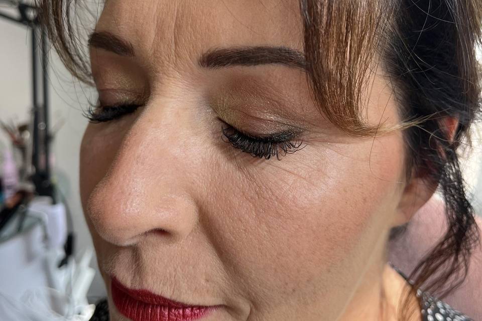 Maquillage invitée Karine