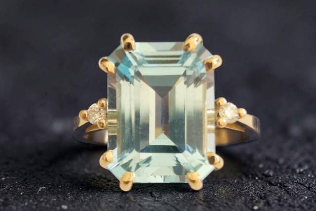 Bague en or 18K et Topaze