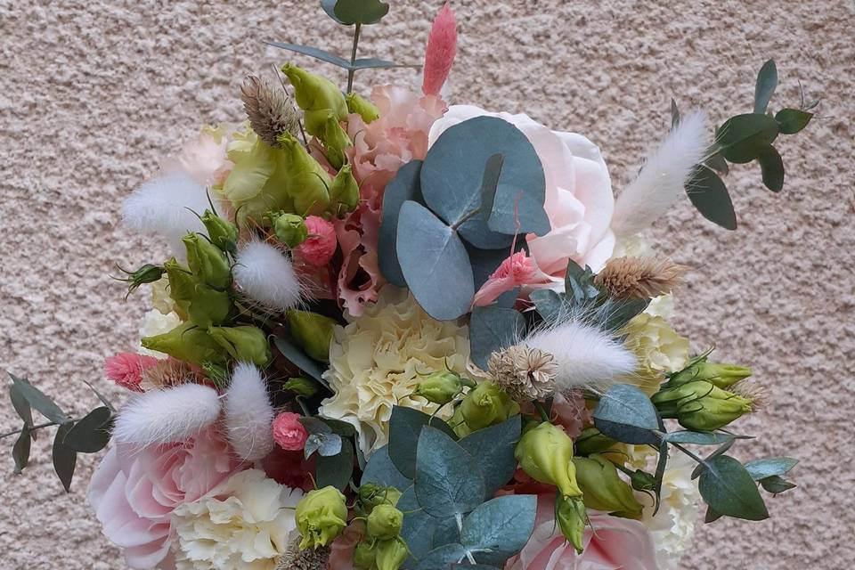 Bouquet de mariée en frais