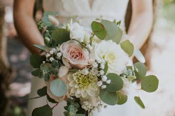 Bouquet de mariée chaton