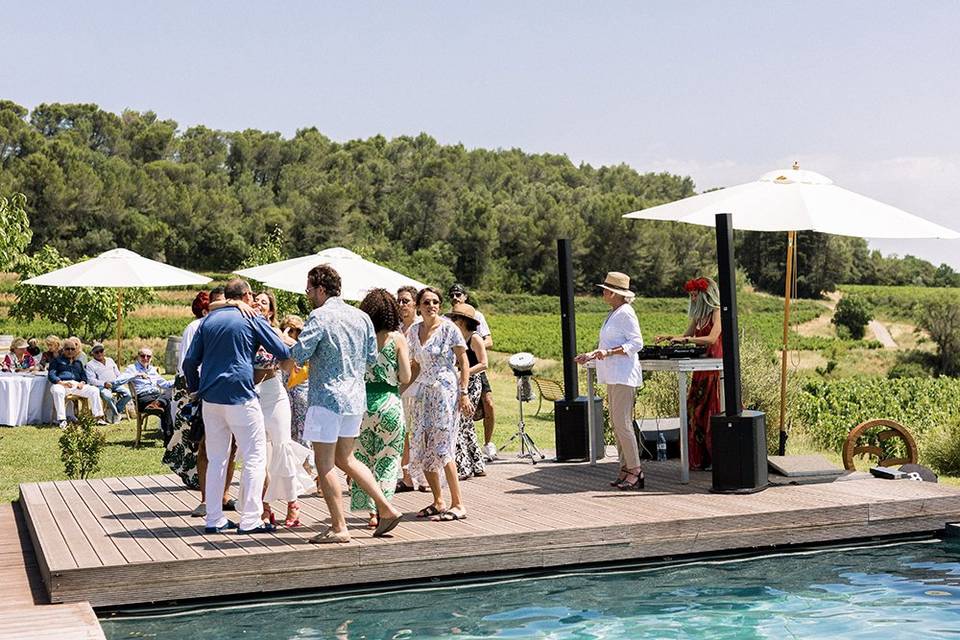 Invités piscine