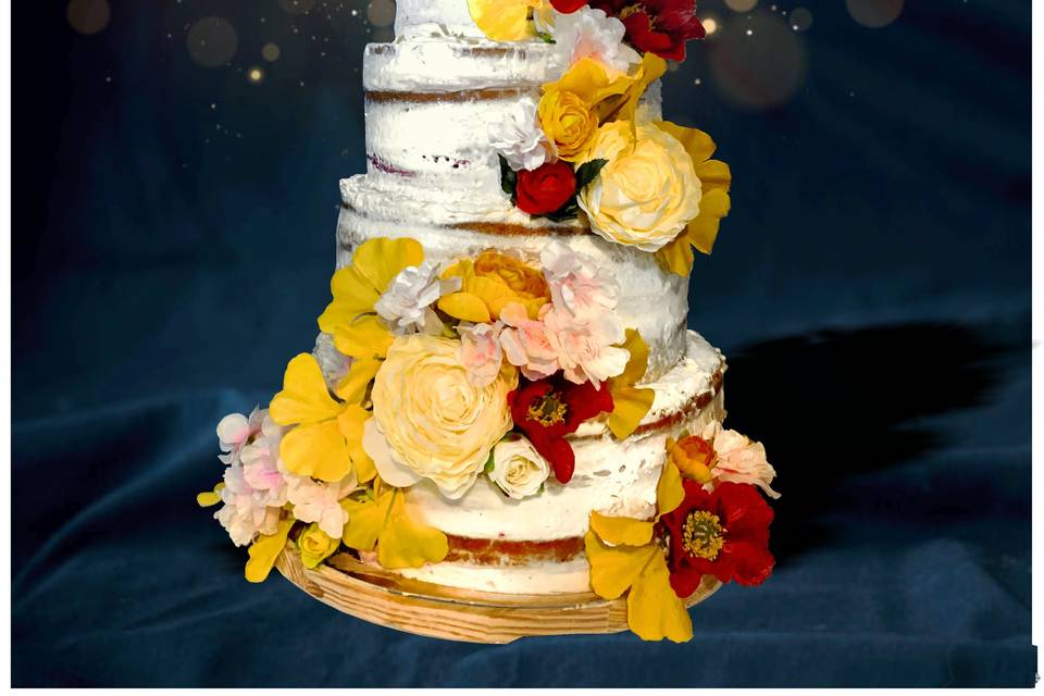 Wedding cake avec fleurs artif