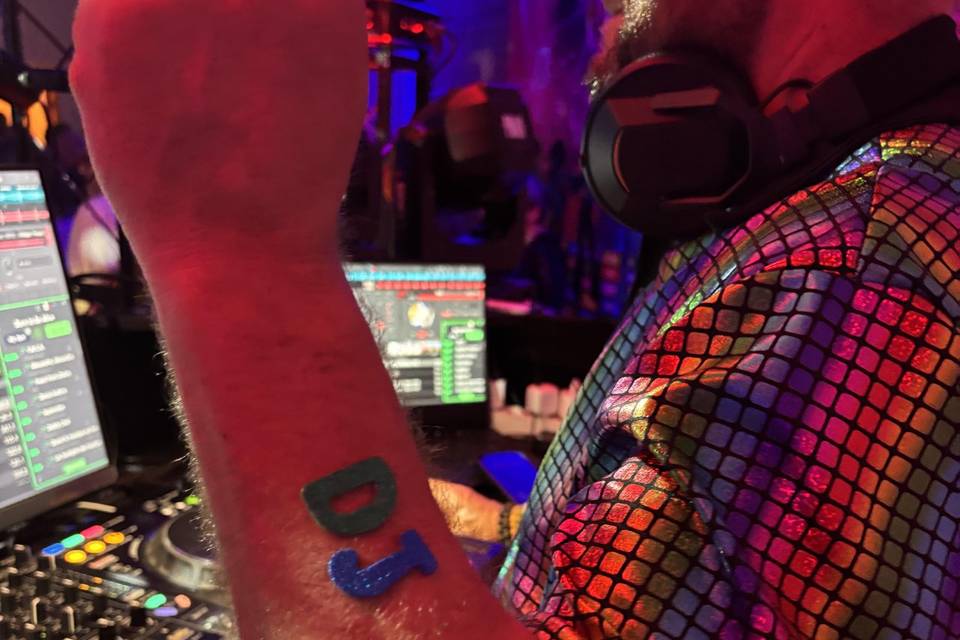 DJ GREG