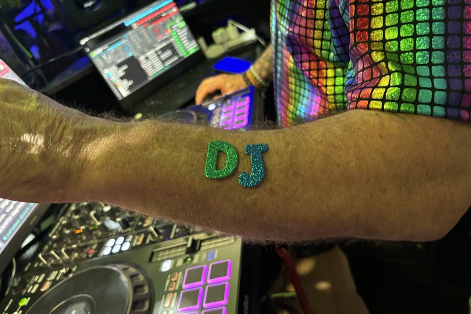 DJ GREG