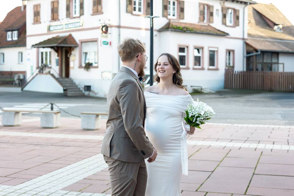 L & M