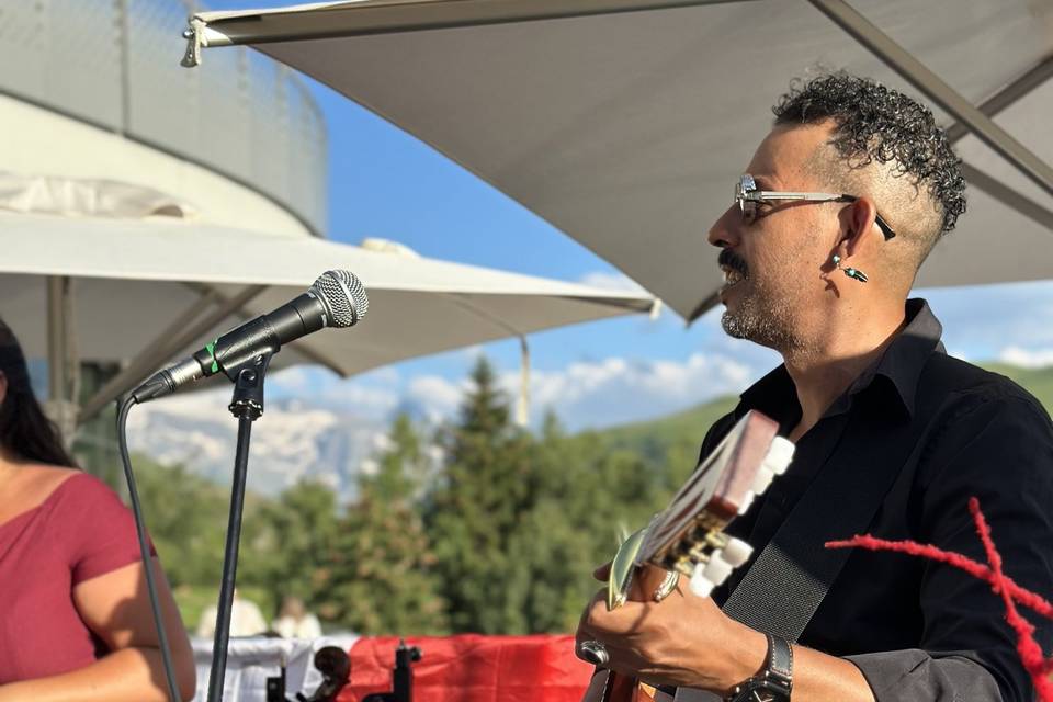 Alim, guitariste