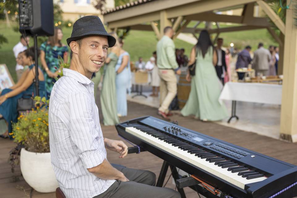 Loup au piano