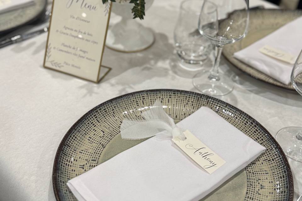 Mariage blanc bordeau