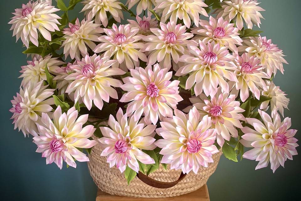 Dahlia en papier