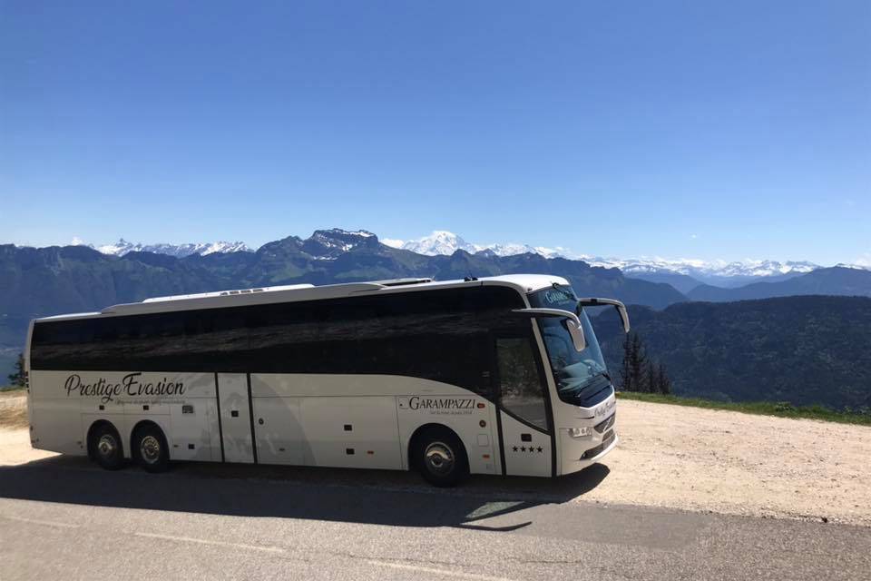 Bus 61 places (en Autriche)
