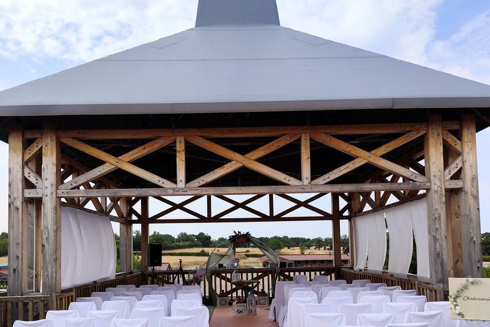 Cérémonie bucolique au haras