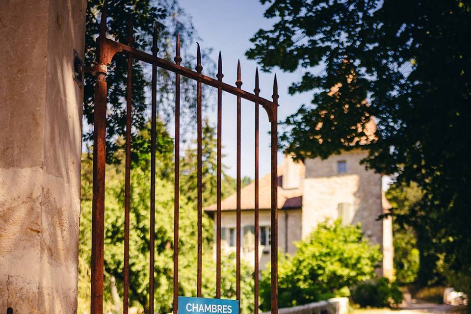 Entrée Château de Montanges