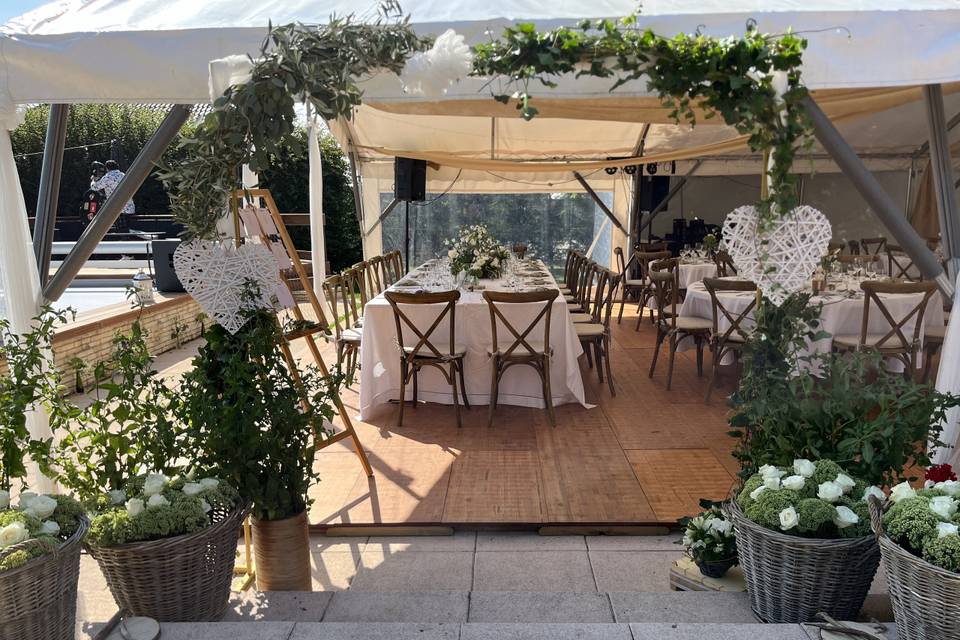 Mariage sous une tente