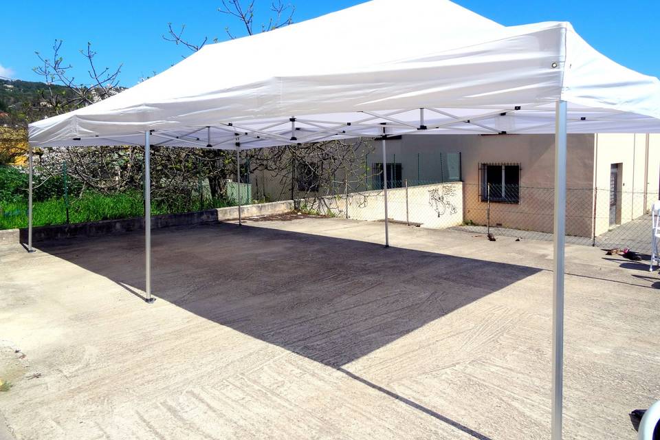 Location de tentes pliantes