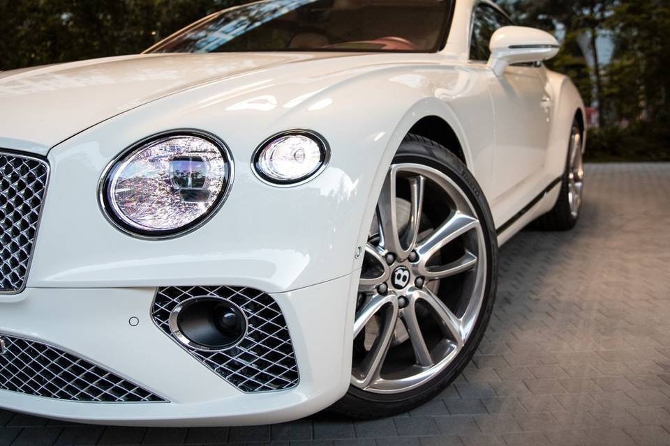 BENTLEY Continental