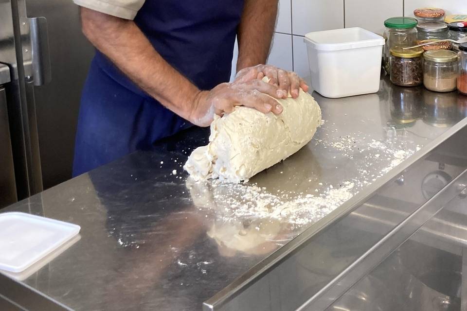 Préparation pâte à samosas