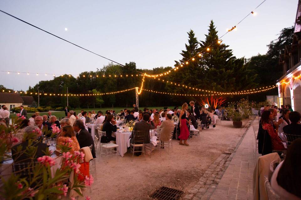 Dîner en extérieur