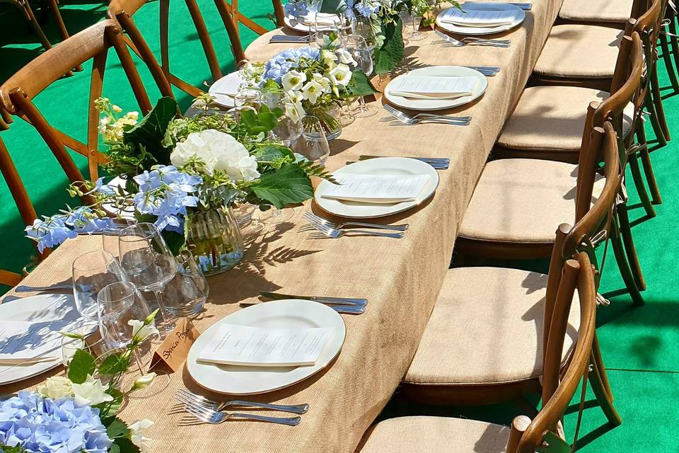 Bouquets en Chemin de table