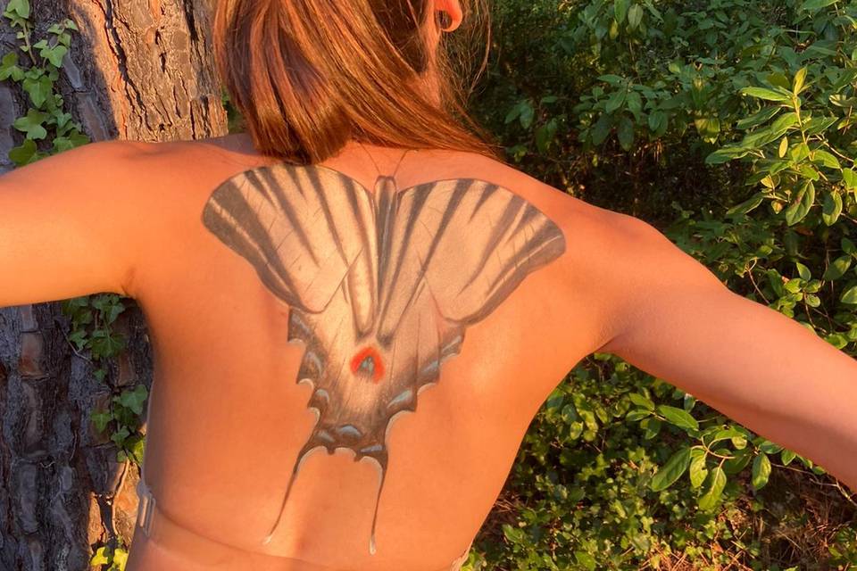 Un papillon dans le dos !
