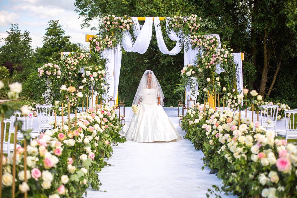 Les Fleurs d'Eléonore - Comment bien décorer une salle de mariage ?