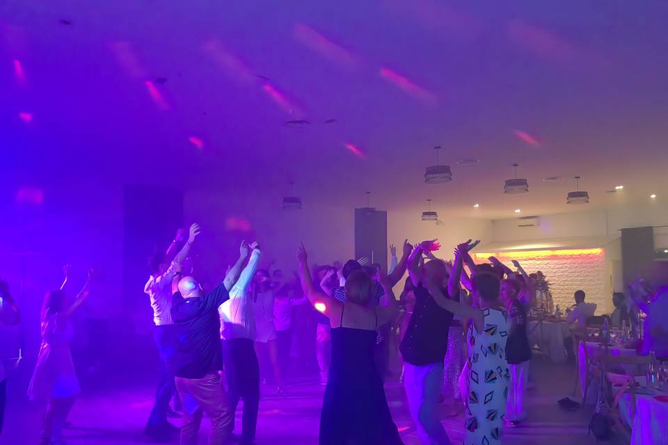 Dancing night2