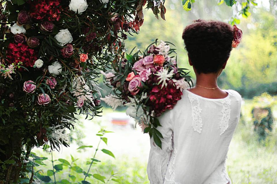 Arche naturelle et bouquet