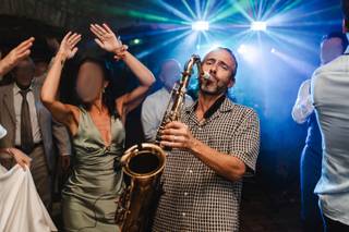 Love & Song - DJ Saxophoniste