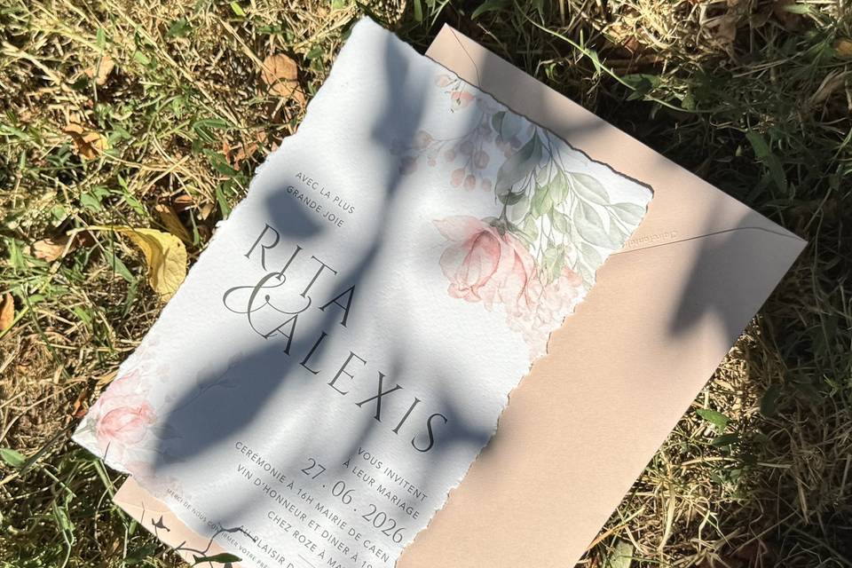 Faire-part à bords frangés