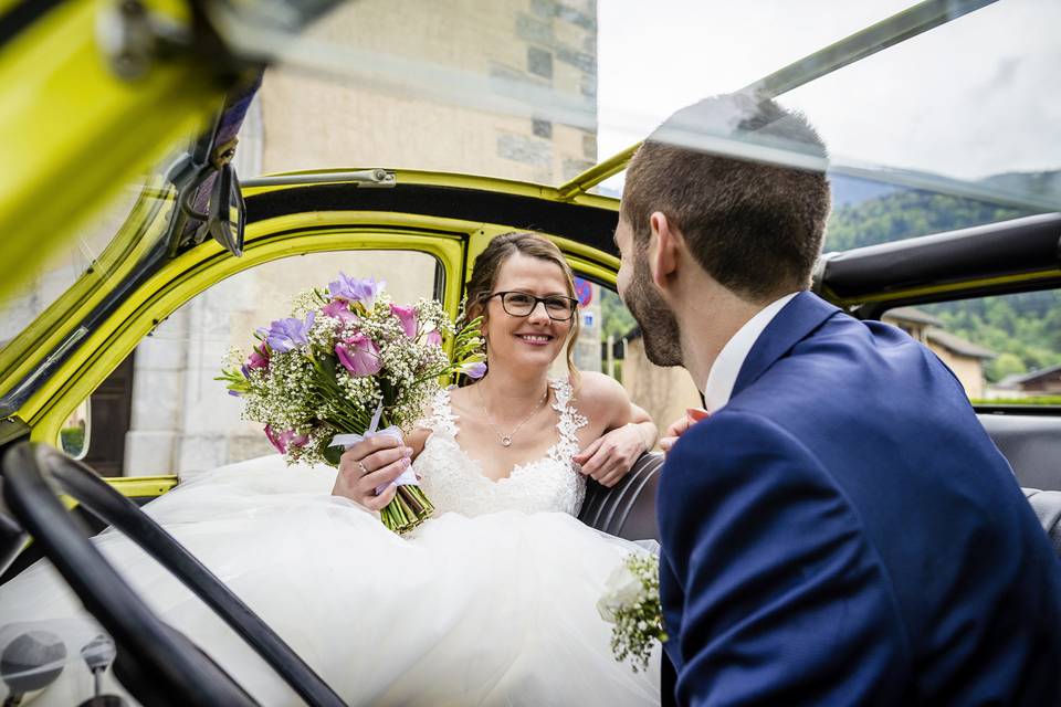 En 2Cv jaune