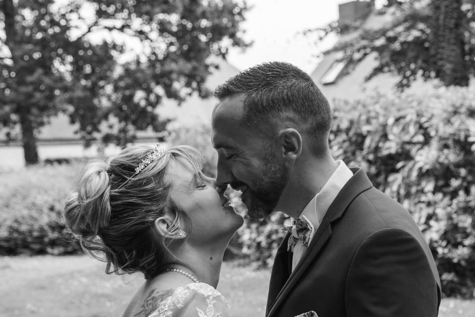 Shooting couple