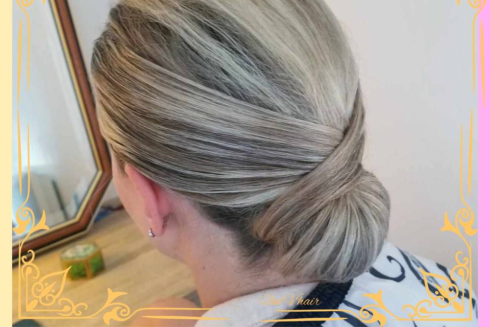 Chignon bas classique