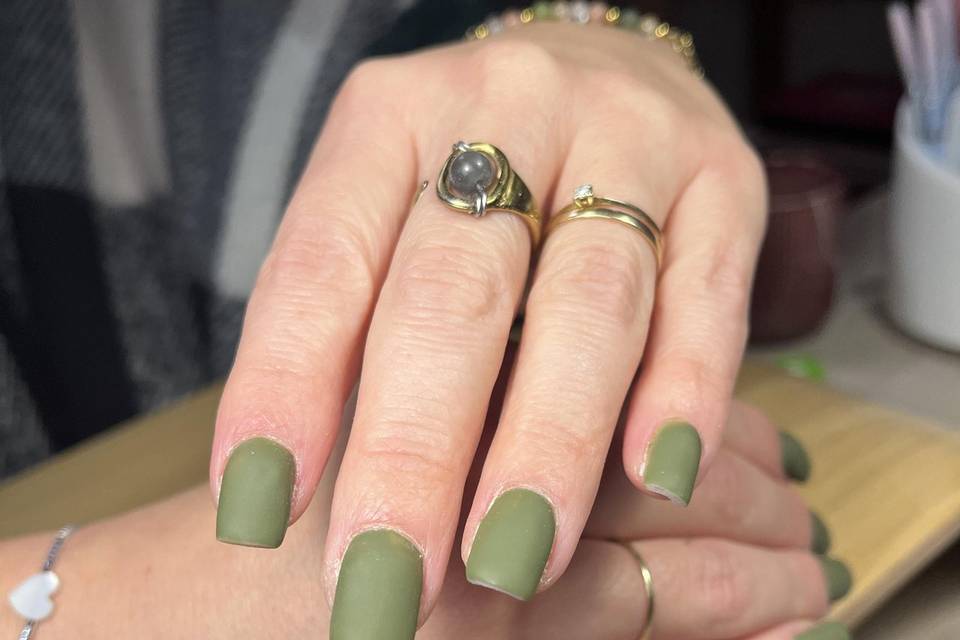 Gainage sur ongles naturels