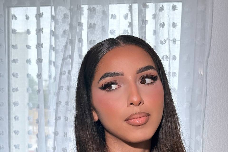 Noor Makeup