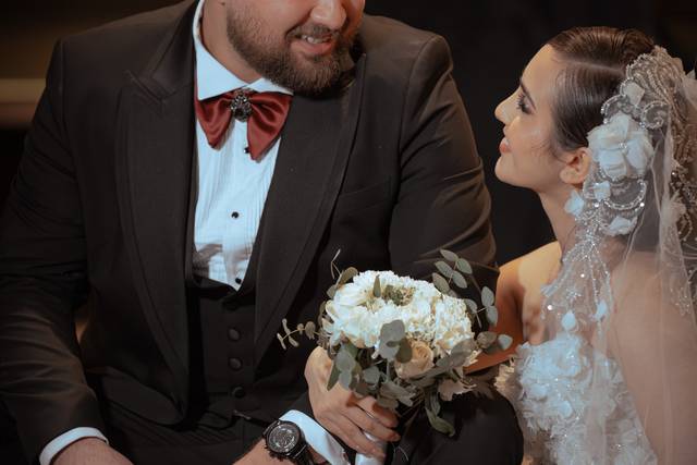 Détails des mariés et bouquet de mariage