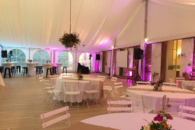 Mariage sous chapiteau