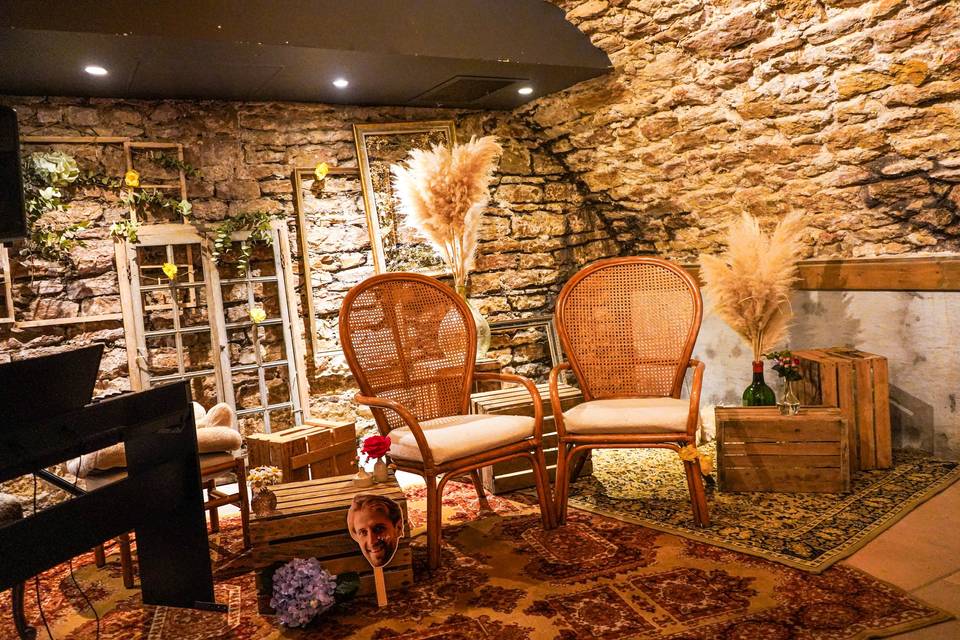 Décoration dans le caveau