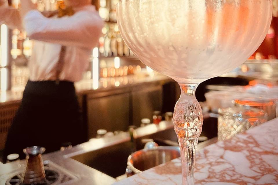 Bartender cocktail