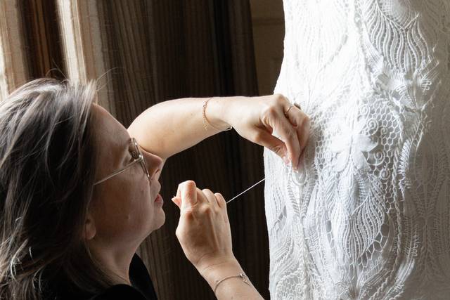 Les derniers points de couture