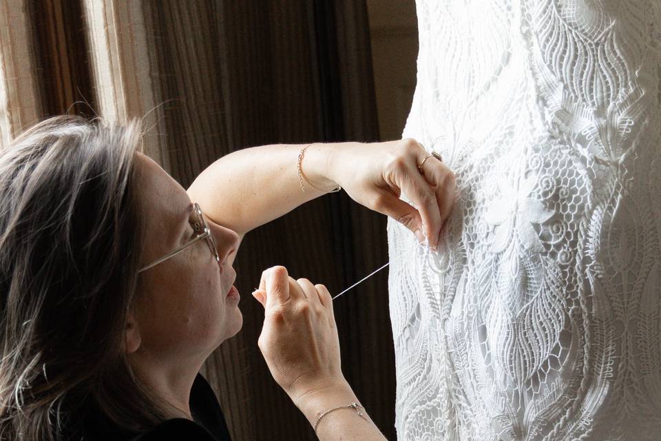 Les derniers points de couture