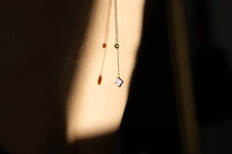 Bijoux de dos