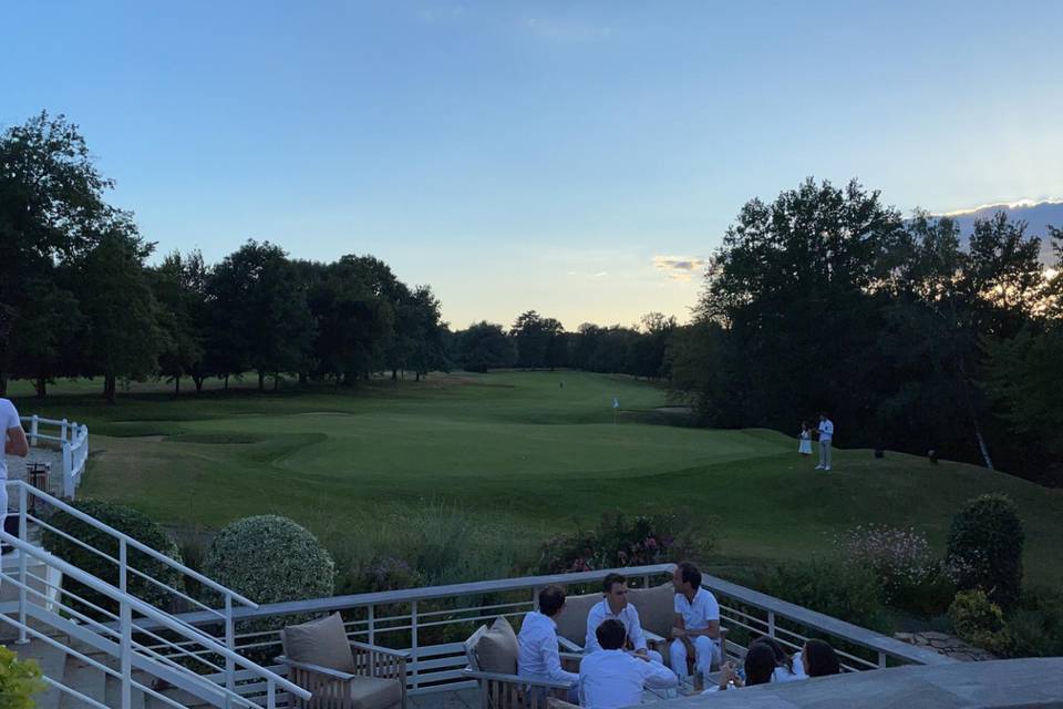 Soirée jeune blanche au Golf