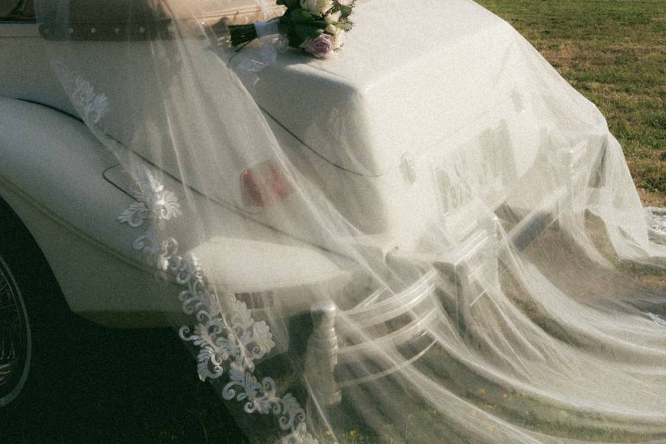 Voile bouquet de fleur voiture