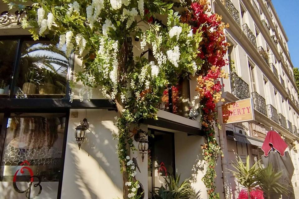 Décor XXL arbre mi- artificiel