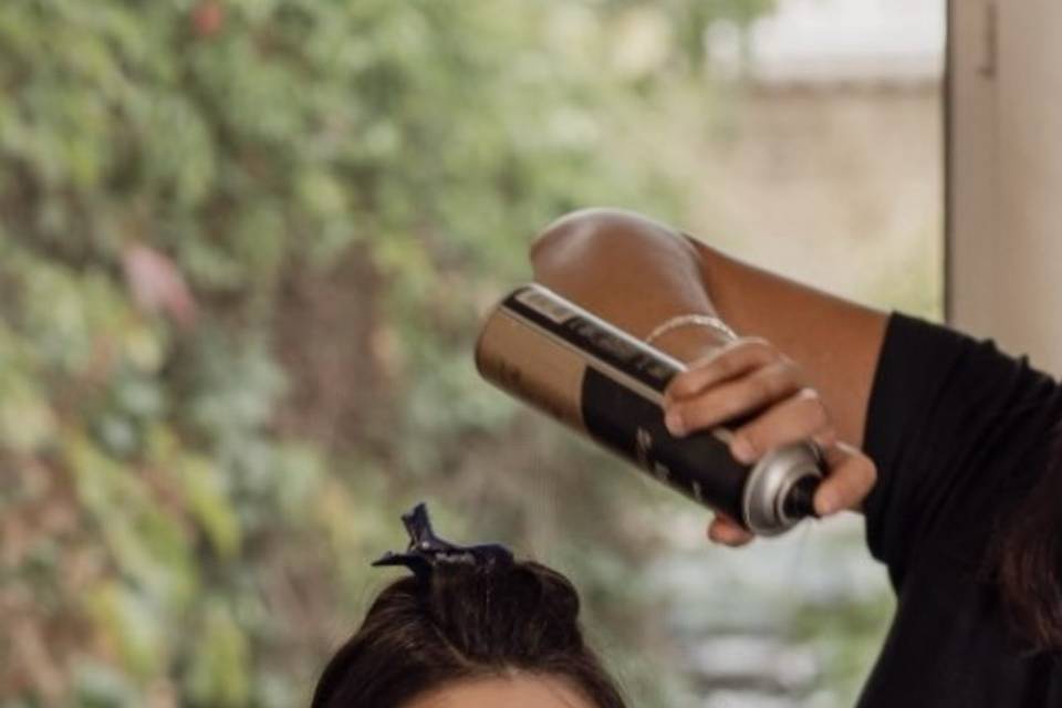 Maquillage et coiffure